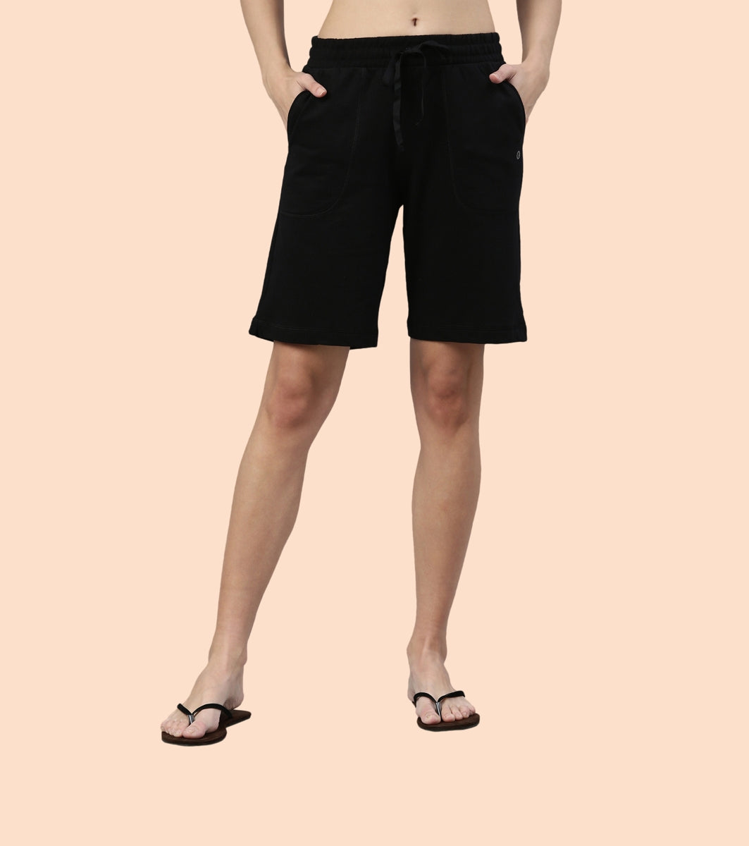 Relax Bermuda | Knee Length Shorts With Adjustable Waistband & Pockets