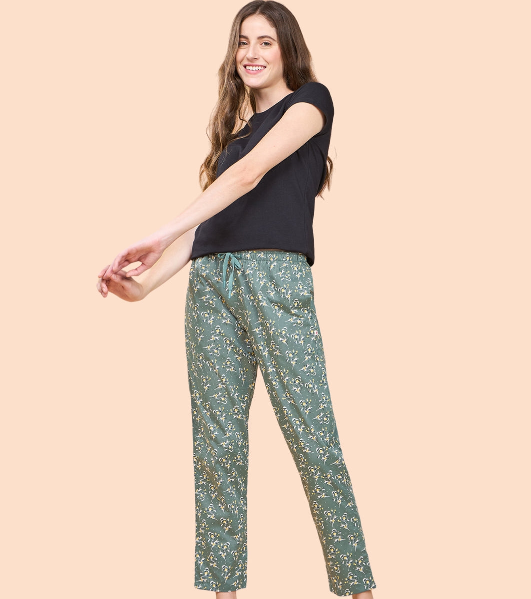 Essentials – E4A5 Hangout Pant Relaxed Fit | Mid Rise | Regular Length