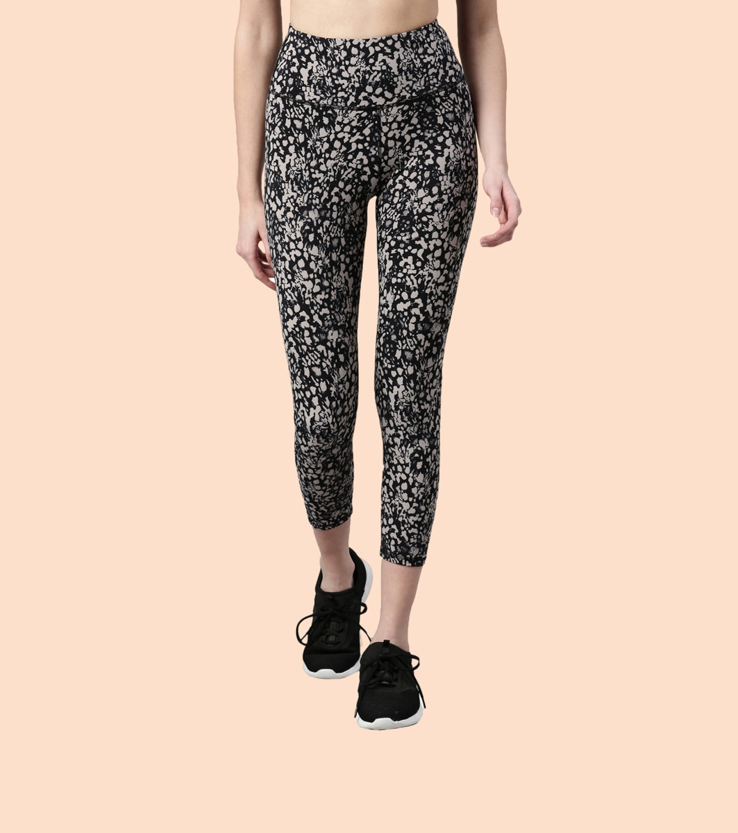 Hugged Leggings | High Waisted 7/8 Dry Fit Printed Leggings