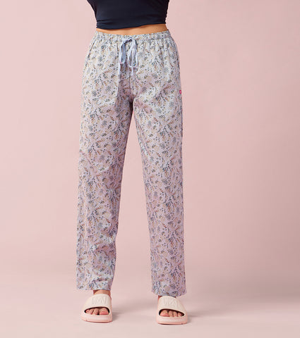 Essentials – E4A5 Hangout Pant Relaxed Fit | Mid Rise | Regular Length - Blue Botanical Print