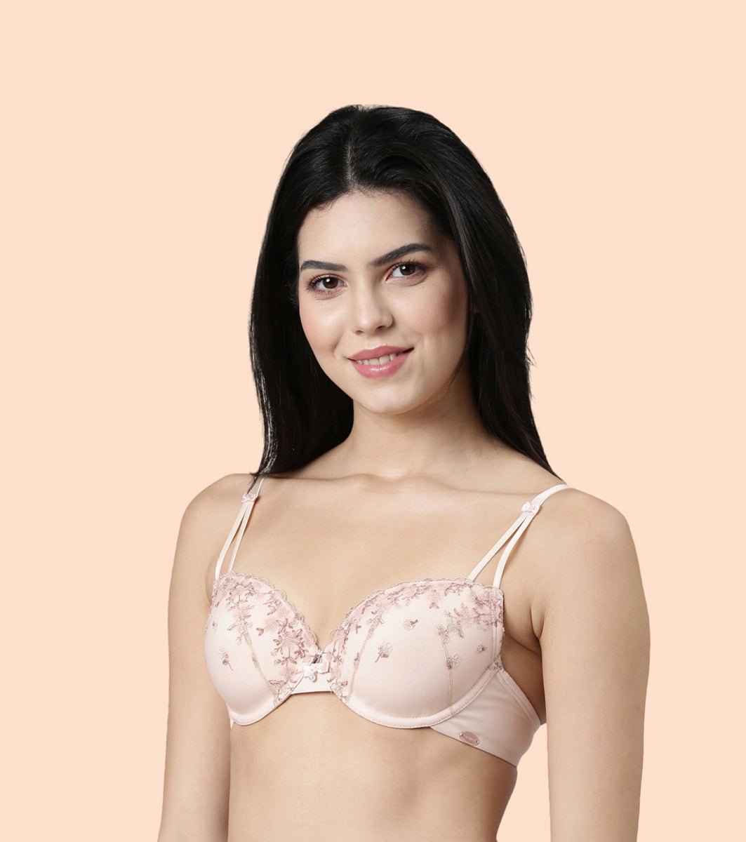 Enamor F127
LUXE LACE BRA
PADDED WIRED MEDIUM COVERAGE