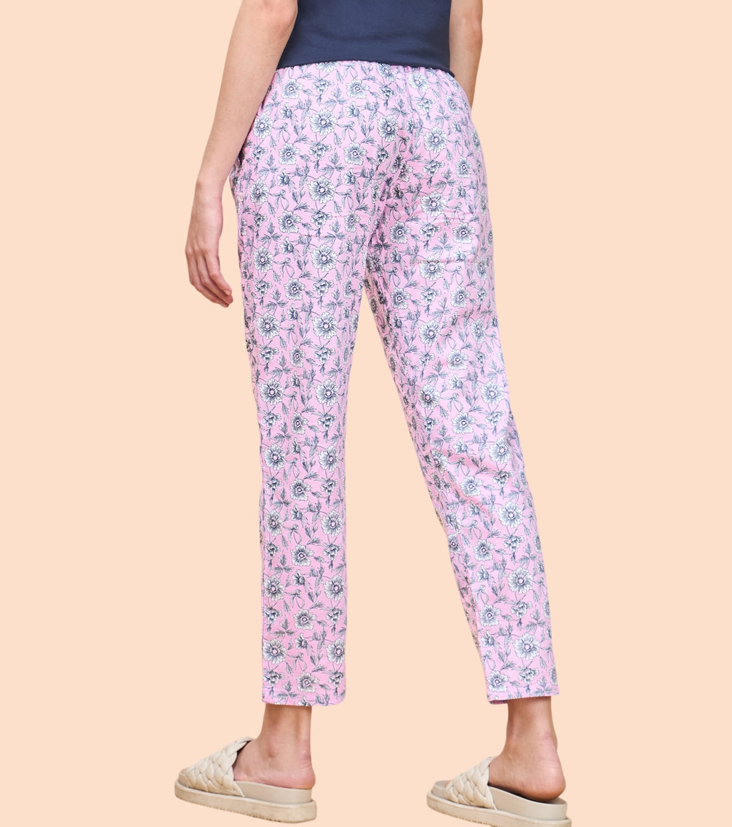 Essentials – E4A5 Hangout Pant Relaxed Fit | Mid Rise | Regular Length