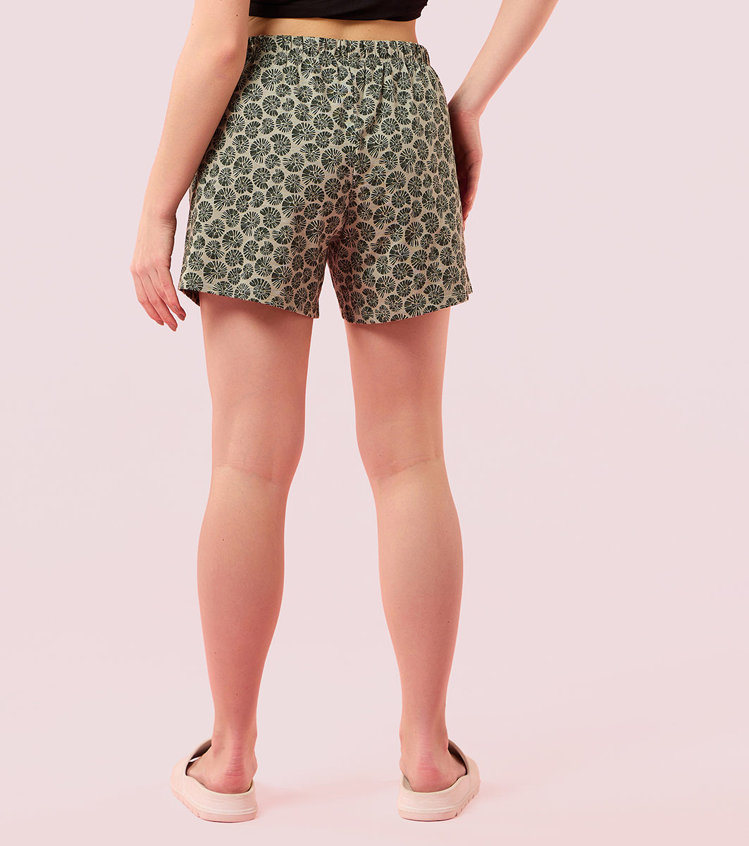 Enamor E062 Women Basic Shorts - Mid-Thigh Length Jersey Shorts With Pockets - Jade Abstract Prt