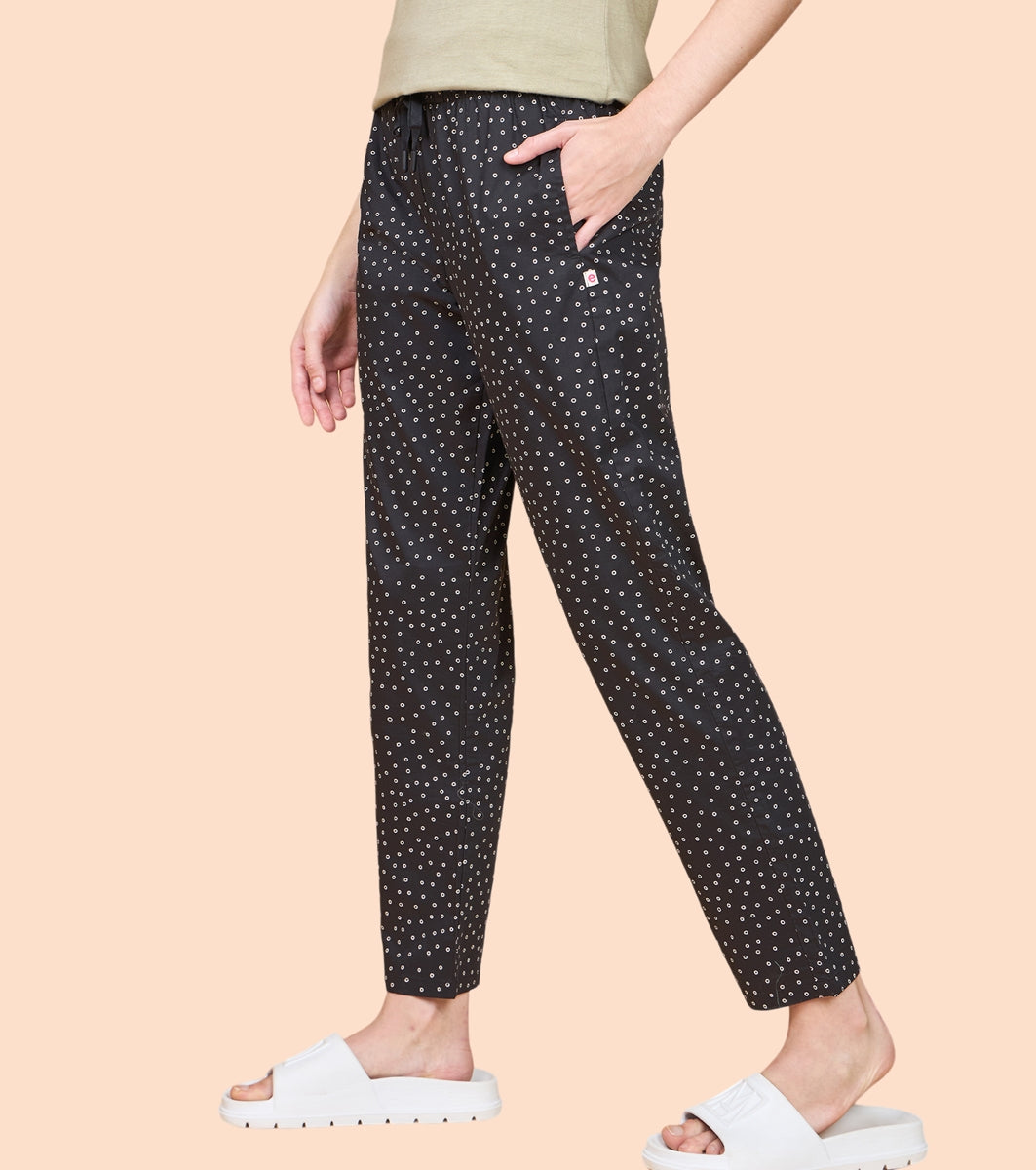 Essentials – E4A5 Hangout Pant Relaxed Fit | Mid Rise | Regular Length