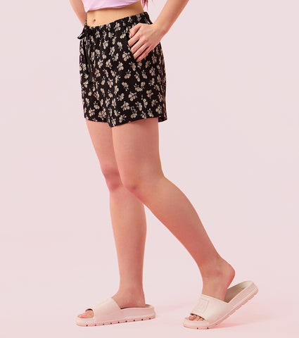 Enamor E062 Women Basic Shorts - Mid-Thigh Length Jersey Shorts With Pockets - Black Poppy Prt