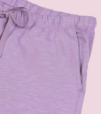 Enamor E062 Women Basic Shorts - Mid-Thigh Length Jersey Shorts With Pockets - Chalky Violet