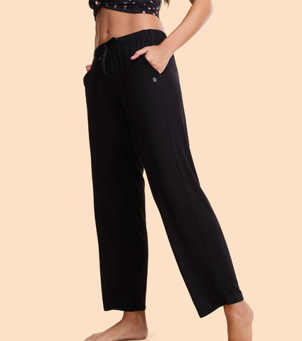 Essentials – E404
BASIC HOME PANT | VISCOSE SPANDES SOLID PULL-ON PANT
RELAXED FIT | MID RISE | REGULAR LENGTH