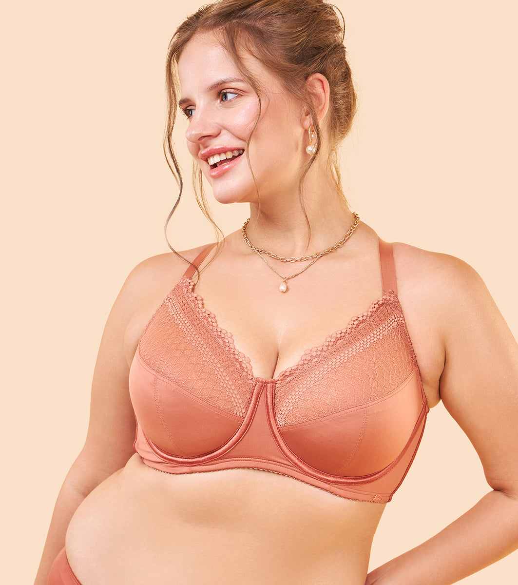 Enamor F126
LACE BRA
NON-PADDED  WIRED  FULL COVERAGE