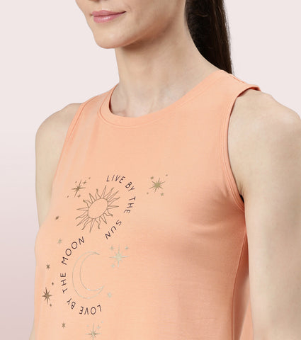 Athleisure- A307
ACTIVE COTTON TANK | ANTI ODOUR COTTON GRAPHIC HIP COVERING LONG LENGTH TANK
RELAXED FIT | LONG LENGTH